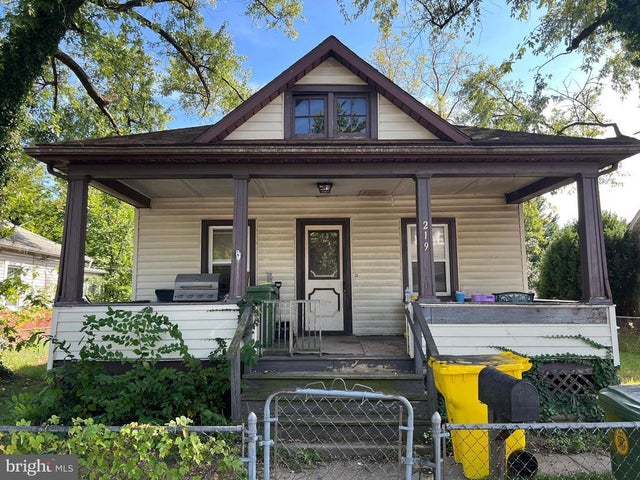 219 Doris, Baltimore