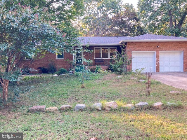 207 Oak Ave, Severna Park