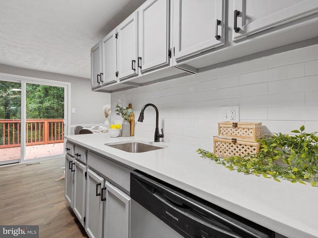 7965 Quail Ct, Glen Burnie