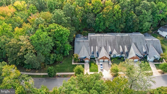 344 Colony Point Pl, Edgewater