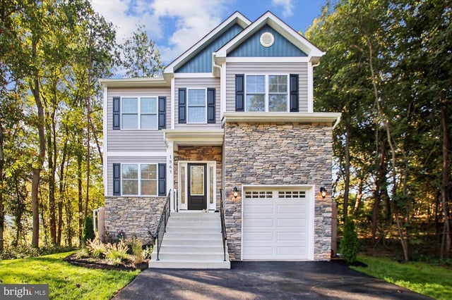 1865 Cedar Dr, Severn