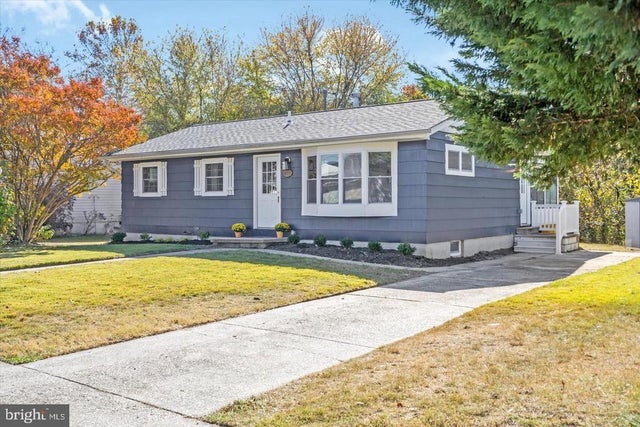 805 224th St, Pasadena