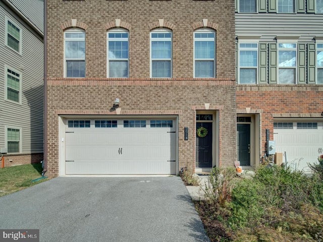 2914 Middleham Ct, Hanover