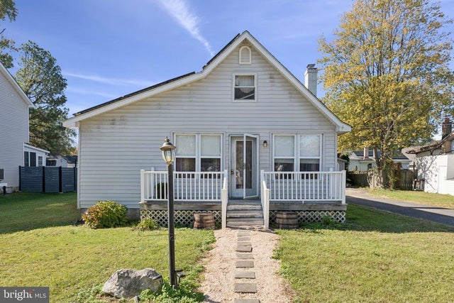 3718 4th Ave, Edgewater