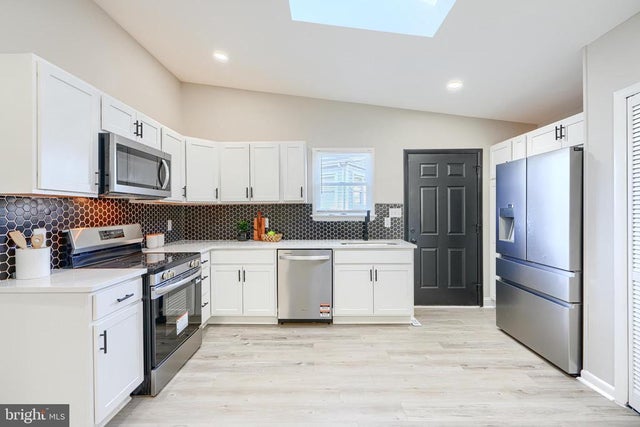 301 Newfield Rd, Glen Burnie