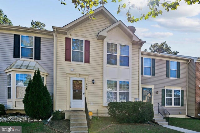 221 Foxmanor Ln, Glen Burnie