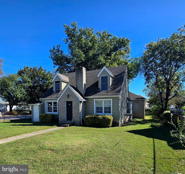 151 Riviera Dr, Pasadena