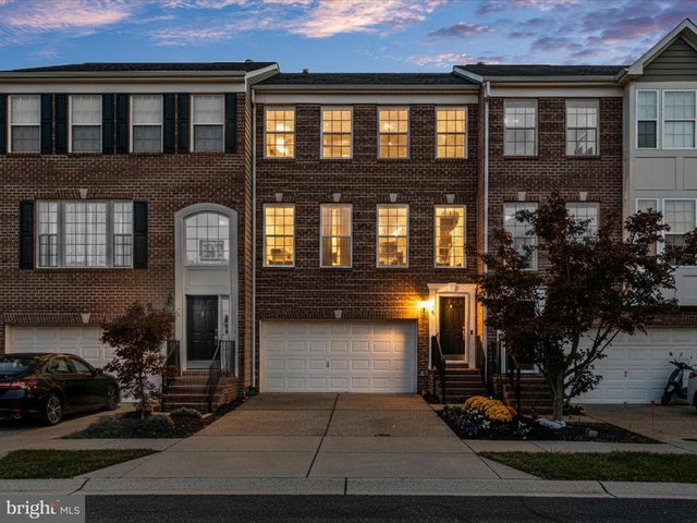 78 Two Rivers Dr, Edgewater