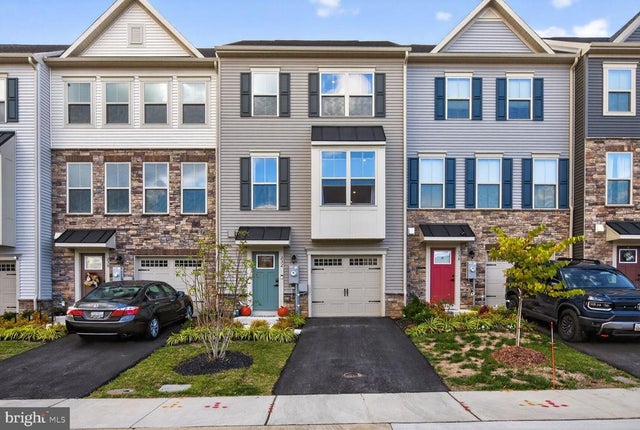 232 Refining Dr, Baltimore