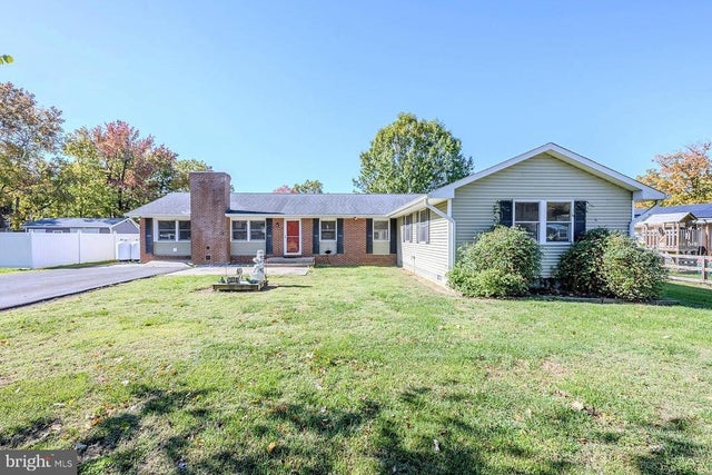 1218 Pine Ave, Edgewater