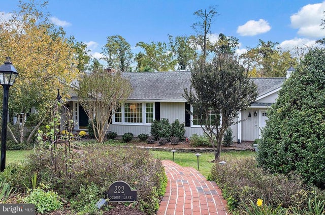 222 Lookout Ln, Annapolis