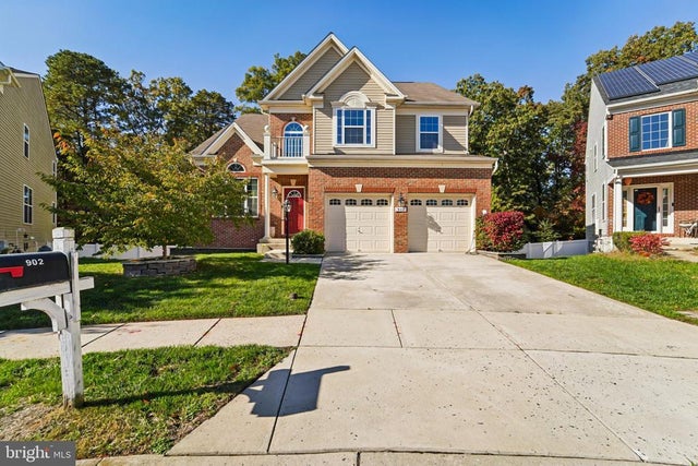 902 Boatwright Dr, Glen Burnie