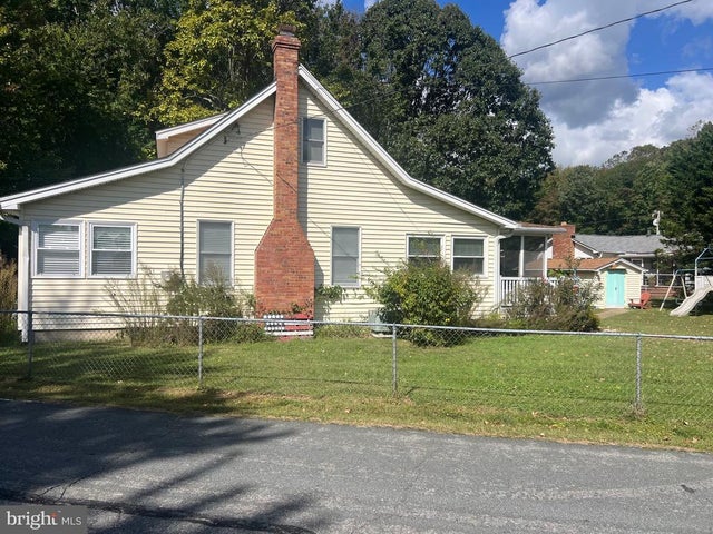 6008 Allwine Ave, Deale