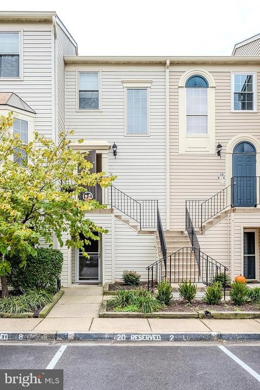 20-j Sandstone Ct, Annapolis