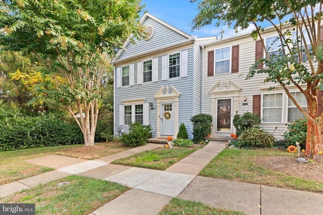 1205 N Farley Ct N, Arnold