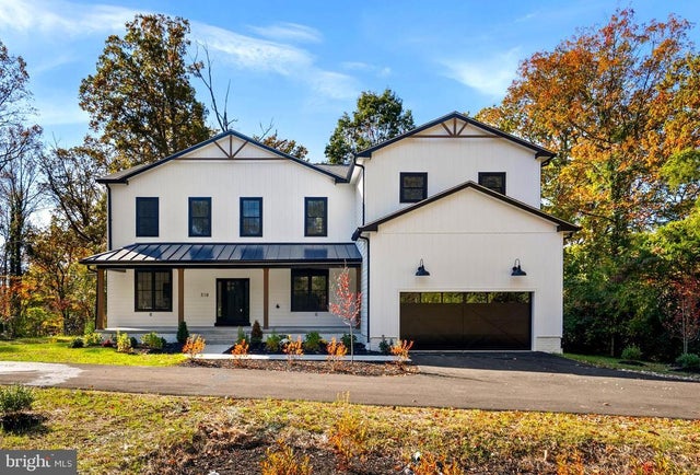 518 Lakeland Rd S, Severna Park