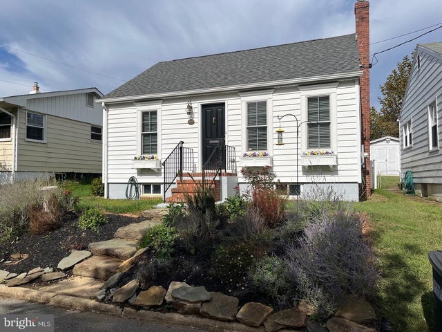 808 Carrollton Ave, Annapolis