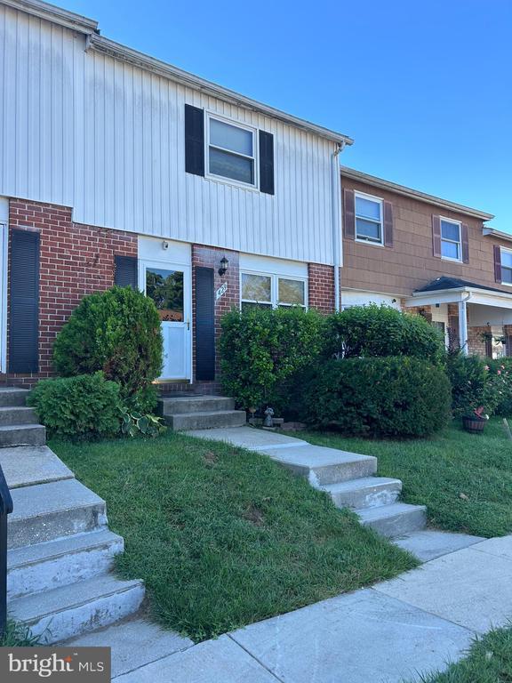429 Hardmoore Ct, Glen Burnie