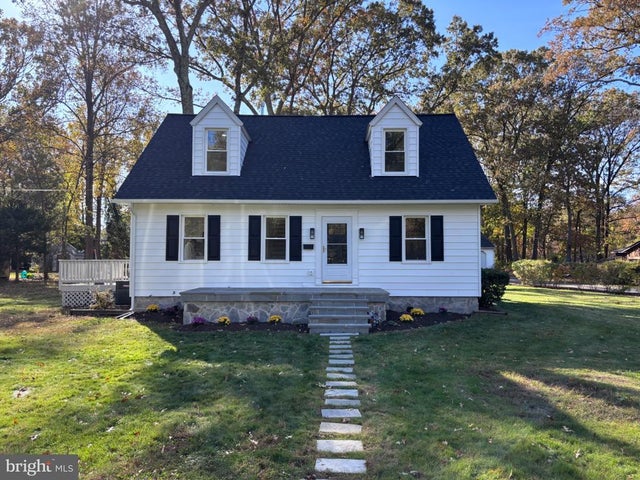 106 Railroad Ave, Pasadena