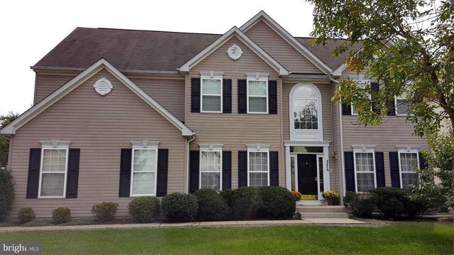 8209 Whitebark Ln, Severn