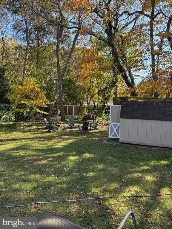 9 Robinson Rd, Severna Park