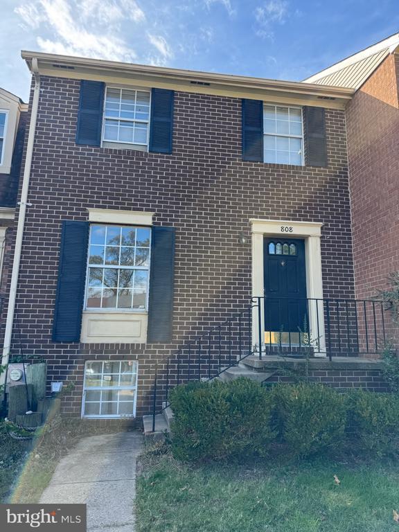 808 De Franceaux Way, Pasadena