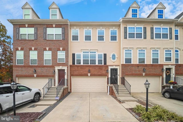 805 Glenside Way, Glen Burnie