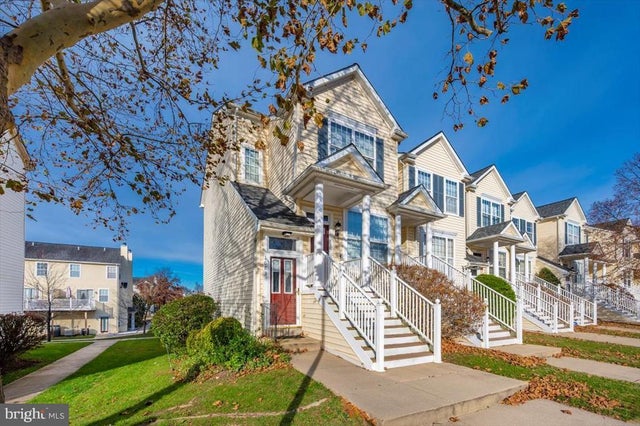 1683 Fallowfield Ct, Crofton