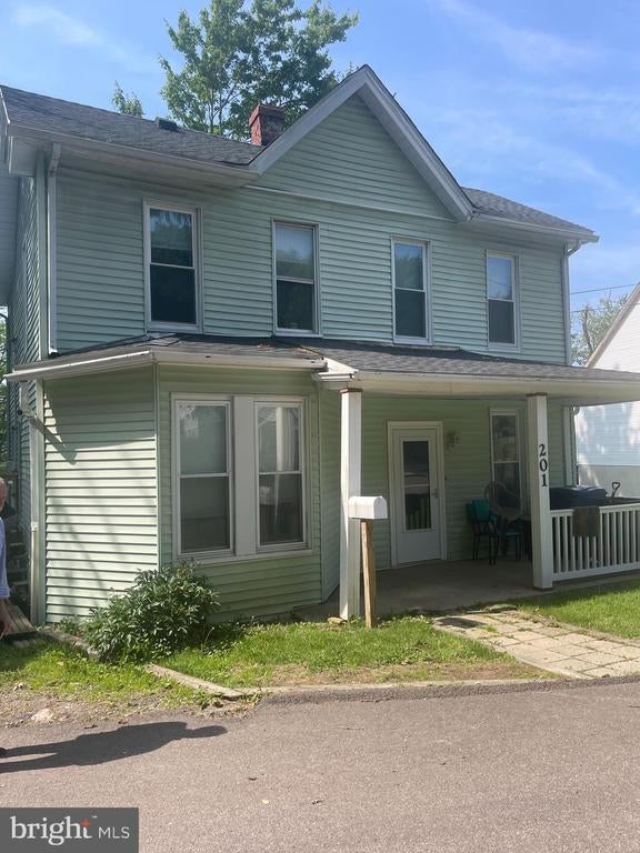 201 Bowery St, Frostburg