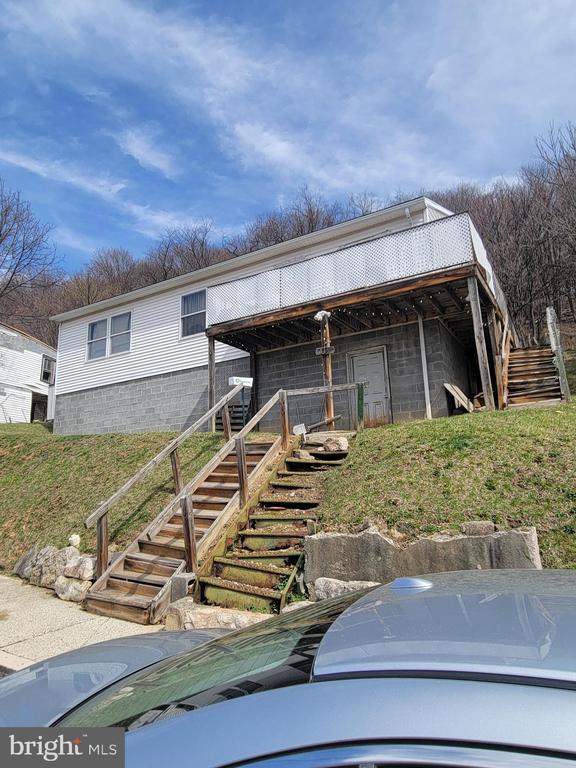 415 Independence St, Cumberland