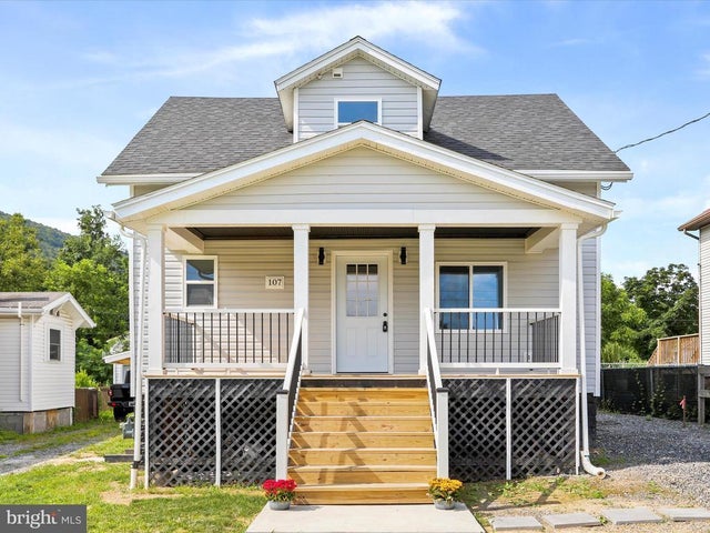 107 Holly Ave, Lavale