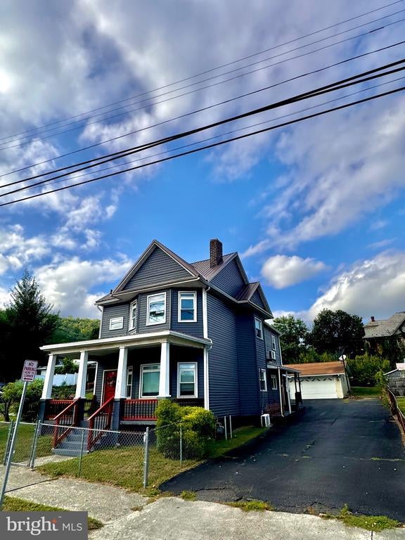 707 Columbia Ave, Cumberland