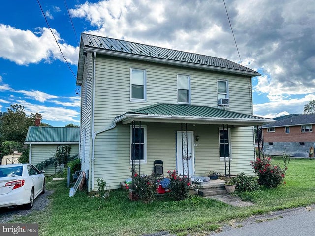 10128 Hummingbird St, Ellerslie