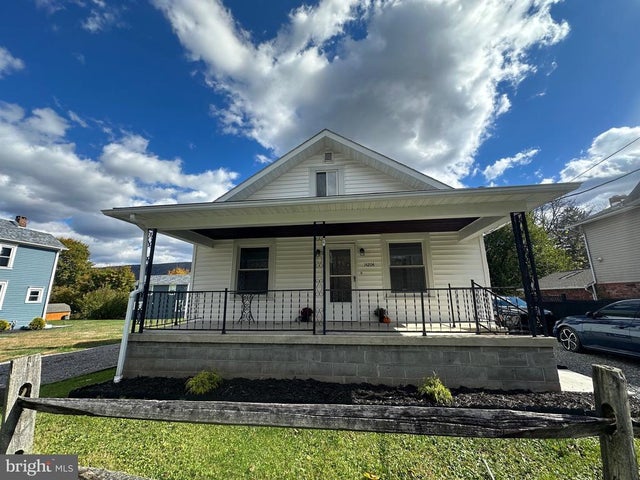 14204 Temple St, Ellerslie