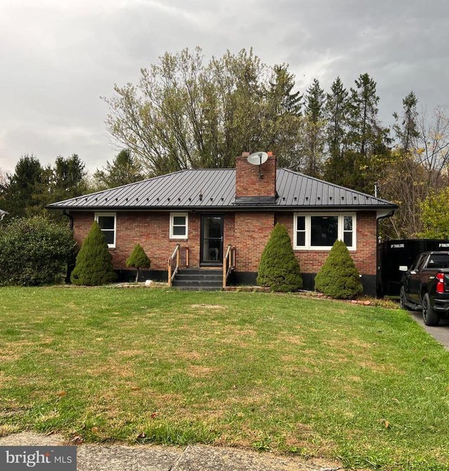 73 Lavale Ct, Lavale