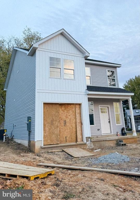 716 Greenway Ave, Cumberland