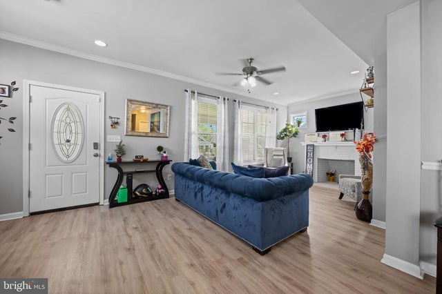 3817 Barrington Rd, Baltimore