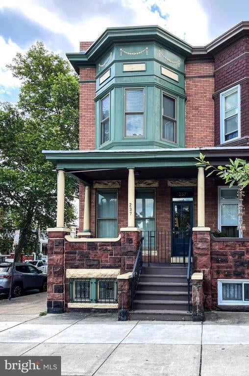 237 E 25th St, Baltimore