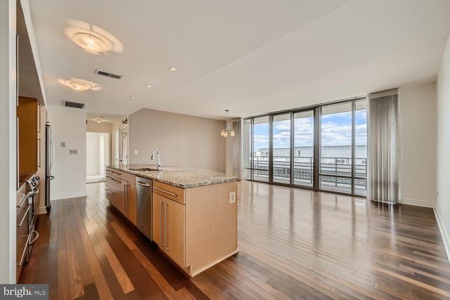 675 President St #1709, Baltimore