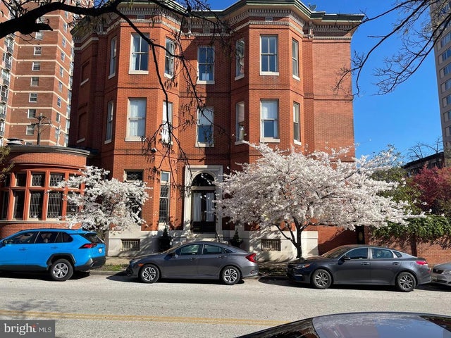 106 E Chase St, Baltimore