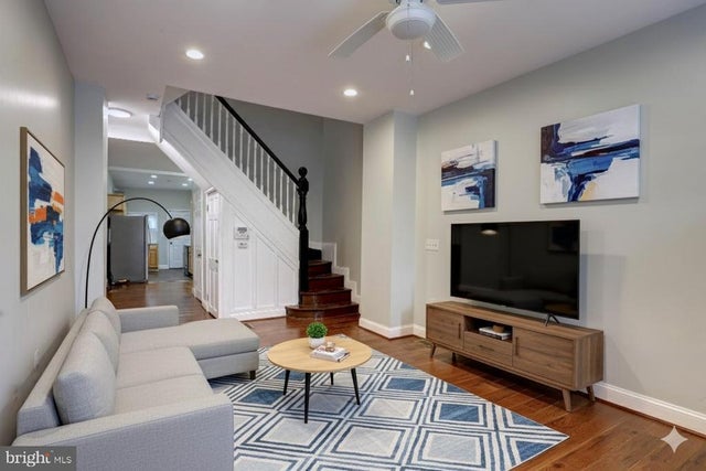 2321 Barclay St, Baltimore