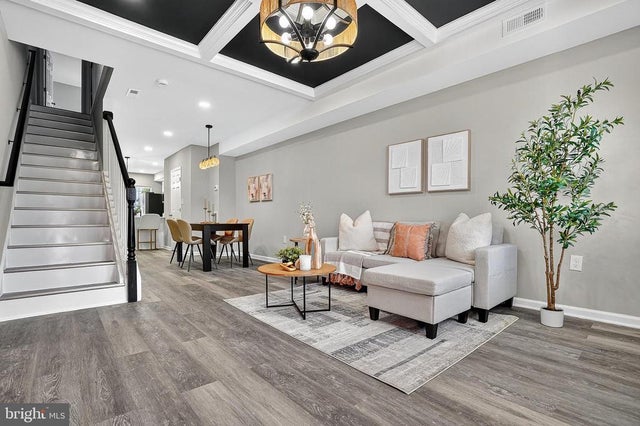 2512 E Monument St, Baltimore