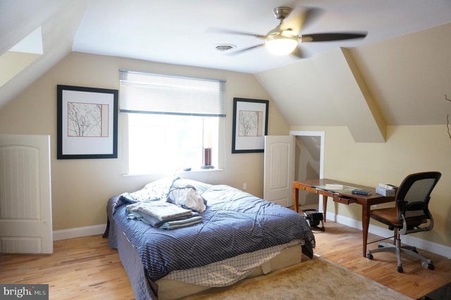 214 S Augusta Ave, Baltimore