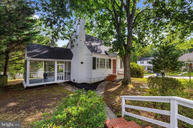 2301 Pickwick Rd, Baltimore