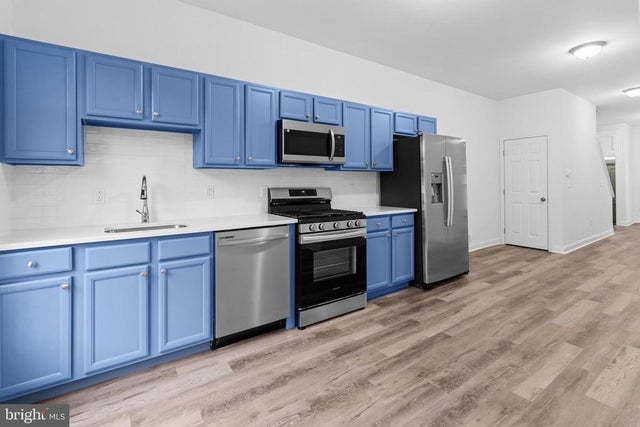 2415 E Madison St, Baltimore