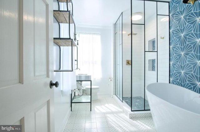 1622 S Charles St, Baltimore