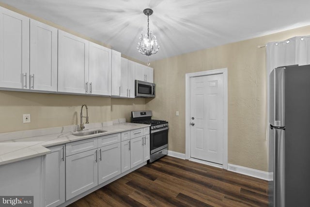 925 N Belnord Ave, Baltimore