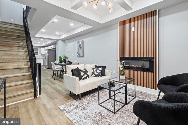 1607 E Lanvale St, Baltimore