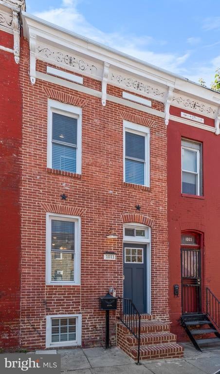 1011 E Biddle St, Baltimore
