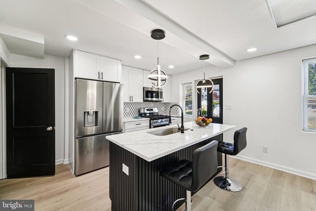 917 Reverdy Rd, Baltimore